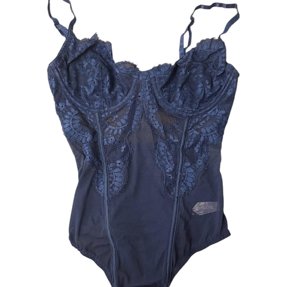 revolve/kat the label lace corset bodysuit